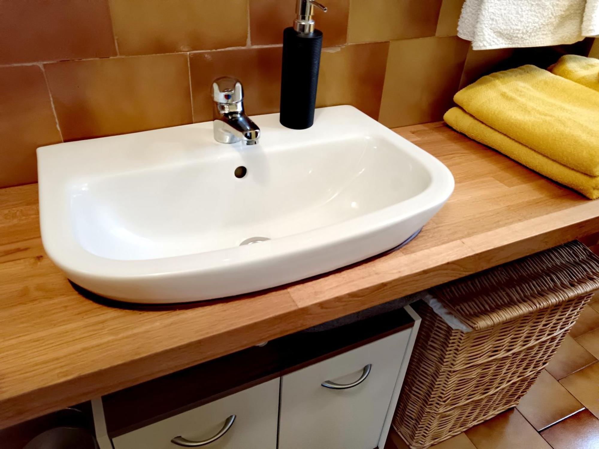 Apartman Thea Gomirje מראה חיצוני תמונה